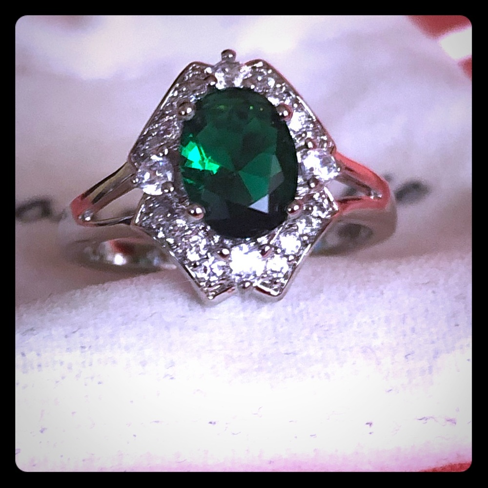 Emerald ring